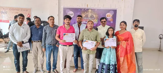 ‘ସମ୍ବାଦ’ ପକ୍ଷରୁ ବାଲେଶ୍ବରରେ ଜୋନ୍‌ସ୍ତରୀୟ ପ୍ରତିଯୋଗିତା: ବିତର୍କରେ ସଂଗୀତା, ସାରେଗାମାରେ ସତ୍ୟବ୍ରତ