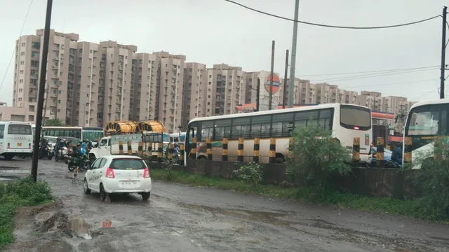 କଳିଙ୍ଗନଗର ଶିଳ୍ପାଞ୍ଚଳ ଦ୍ବିତୀୟ ଓଭରବ୍ରିଜ କାମ ମନ୍ଥର