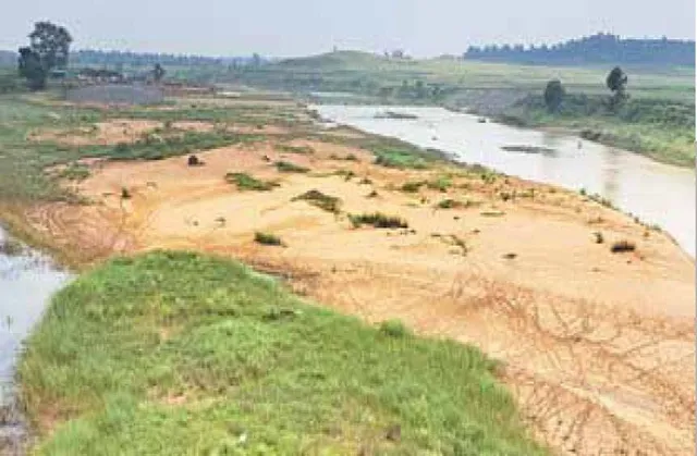 ପ୍ରଥମଥର ସେପ୍ଟେମ୍ବରରେ ଇନ୍ଦ୍ରାବତୀ ଶୁଖିଲା: ଲିକେଜ୍‌ ପାଣିରେ ବଞ୍ଚିଛି ନଦୀ