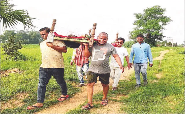 ଅନ୍ୟ ଜାତିରେ ବାହା ହୋଇଥିବାରୁ ଶବ ଛୁଇଁଲେନି ଜାତିଭାଇ