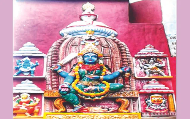 ମା ଦକ୍ଷିଣକାଳୀଙ୍କ ୧୩ ବେଶ