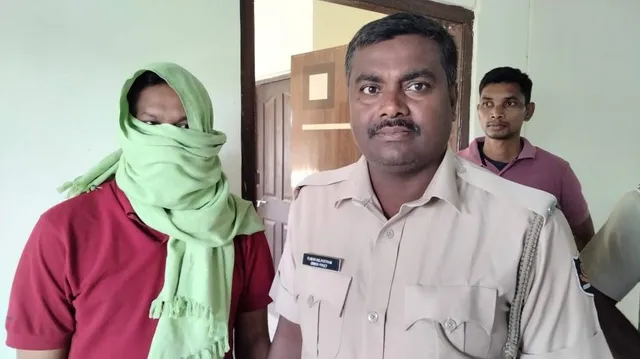 ଗ୍ରାହକ ସେବା କେନ୍ଦ୍ରରୁ ଲକ୍ଷାଧିକ ଟଙ୍କା ହଡ଼ପ ଅଭିଯୋଗ, ଅଭିଯୁକ୍ତ ଗିରଫ