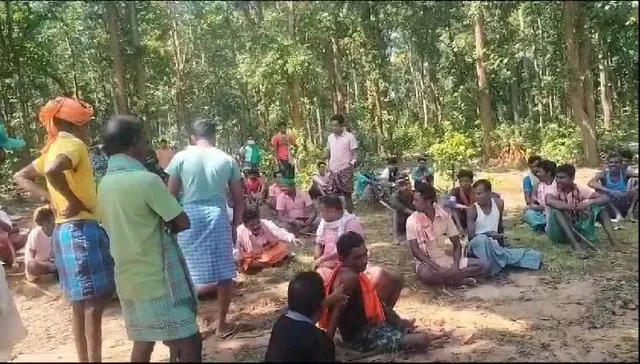 ଗ୍ରାମ୍ୟ ଜଙ୍ଗଲ ଅଧିକାର ନେଇ ଦୁଇ ଗାଁ ମୁହାଁମୁହିଁ