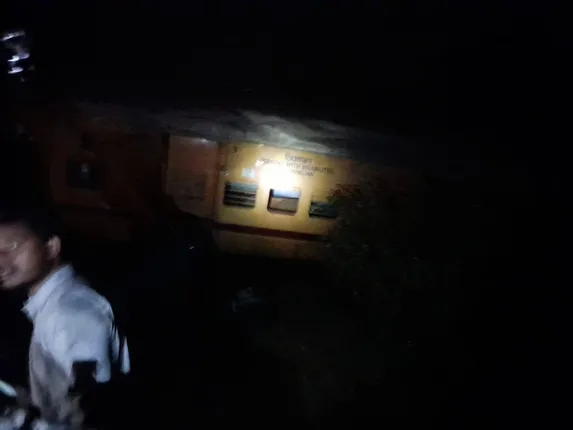 ଆନ୍ଧ୍ର-ଓଡ଼ିଶା ସୀମାରେ ମର୍ମନ୍ତୁଦ ଟ୍ରେନ୍ ଦୁର୍ଘଟଣା: ରାୟଗଡ଼ା ଜିଲ୍ଲା ପ୍ରଶାସନର ତତ୍ପରତା