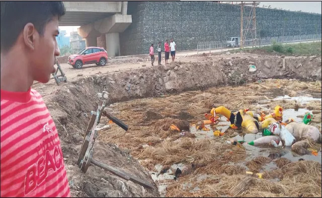 ସରିଲା ଗୋସାଣୀ ଯାତ, କୀଳା ଅପସାରିତ: କାଲି ପୂଜ୍ୟ, ଆଜି ବର୍ଜ୍ୟ