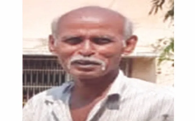 କୋର୍ଟ ହଲ୍‌ରେ ପଶି ପଥରମାଡ଼, ବୃଦ୍ଧ ଅଟକ: ପୂର୍ବରୁ ଏଭଳି କାଣ୍ଡ ଘଟାଇ ଗିରଫ ହୋଇଥିଲେ