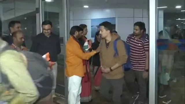 ଅପରେସନ୍‌ ଅଜୟ: ଇସ୍ରାଏଲ୍‌ରୁ ଦିଲ୍ଲୀରେ ପହଞ୍ଚିଲା ଭାରତୀୟଙ୍କୁ ନେଇ ଆସିଥିବା ତୃତୀୟ ଓ ଚତୁର୍ଥ ବିମାନ