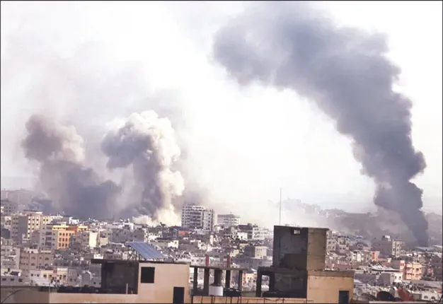 ଇସ୍ରାଏଲ ଉପରେ ତିନିପଟୁ ଆକ୍ରମଣ: ହମାସ୍‌ ନିୟନ୍ତ୍ରଣରେ ଥିବା ଗାଜା ସହରରେ ଇସ୍ରାଏଲ ବାୟୁସେନାର ବୋମାମାଡ଼ ଜାରି