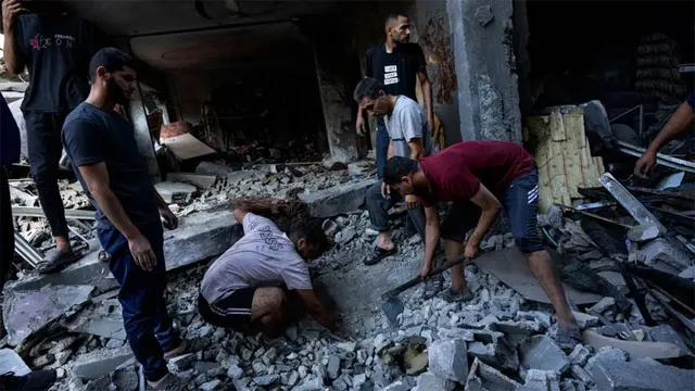 ଲୋକଙ୍କୁ ଜିଅନ୍ତା ଜାଳିଛି ହମାସ୍‌: ପଣବନ୍ଦୀ ଥିବା ବ୍ୟକ୍ତିଙ୍କ ପ୍ରଥମ ଭିଡିଓ ଜାରି କଲା