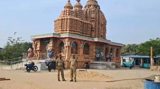 ବୀରମହାରାଜପୁର ଜଗନ୍ନାଥ ମନ୍ଦିରର ଦୁଇଟି ହୁଣ୍ଡିକୁ ଲୁଟିନେଲେ ଦୁର୍ବୃତ୍ତ