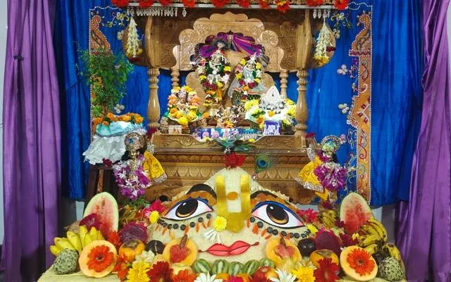 ଇସ୍କନ୍ ବ୍ରହ୍ମପୁର ମନ୍ଦିରରେ ଗୋବର୍ଦ୍ଧନ ଉତ୍ସବ ପାଳିତ