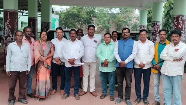 ରାମେଶ୍ବର ବ୍ୟାରେଜର ସ୍ଥାୟୀ ସମାଧାନ ପାଇଁ ଆଞ୍ଚଳିକ ଚାଷୀ କମିଟି ପକ୍ଷରୁ ଦାବିପତ୍ର