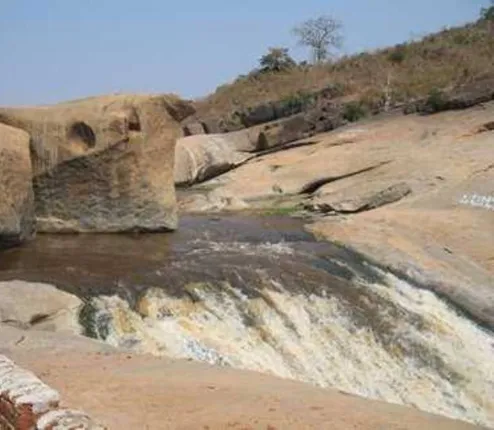 ହାତୀପଥର ପର୍ଯ୍ୟଟନସ୍ଥଳୀ ଏବେ ନିଖୋଜ ! ଇତିହାସ ପାଲଟିଗଲା, ଉଦ୍ଧାର ନେଇ ବିଭାଗର ନିଘା ନାହିଁ