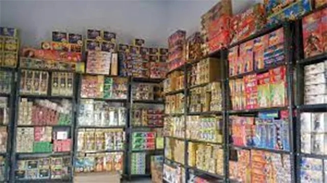 ଜମିଲାଣି ଜଟଣୀ ବାଣ ବିପଣୀ: ବଜାରରେ ଡ୍ରୋନ୍, ହେଲିକପ୍ଟର ଓ ମିସାଇଲ୍...