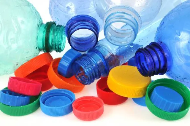 ବୋତଲର ଠିପି ରଙ୍ଗ କହିବ ଆପଣ ପିଉଛନ୍ତି କେଉଁ ପାଣି?