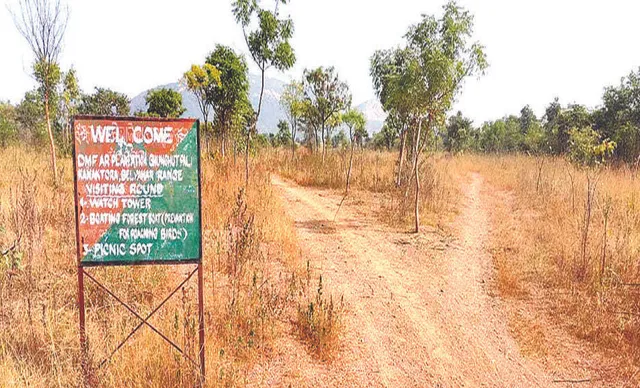 ମଣିଷଶୂନ୍ୟ ରାଜସ୍ବ ଗାଁ ଘୁନଘୁଟପାଲି: ହୀରାକୁଦ ବିସ୍ଥାପିତଙ୍କୁ ନ୍ୟାୟର ଆଉ ଏକ ନଗ୍ନ ନମୁନା