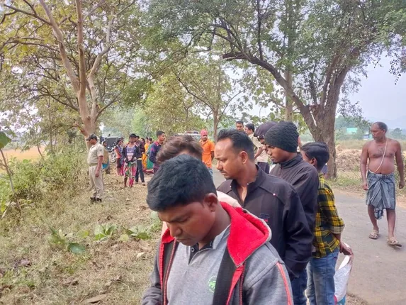 ରାତିରେ ଘରୁ ଯାଇ ଫେରିଲେ ନାହିଁ ଗିରିଶ, ସକାଳୁ ରାସ୍ତାକଡ଼ରୁ ମିଳିଲା ମୃତଦେହ