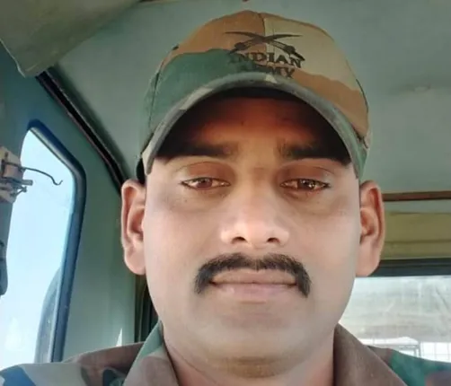 ରାଜସ୍ଥାନରେ ଦୁର୍ଘଟଣାରେ ସହିଦ ଗଜପତିର ପି.ରବି କୁମାରଙ୍କ ଶେଷକୃତ୍ୟ ସମ୍ପନ୍ନ