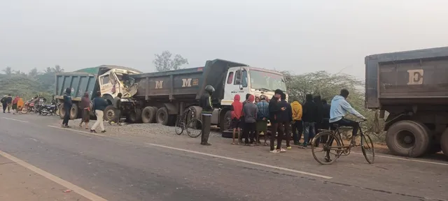 ହେଲପରଙ୍କ ଉପରେ ମାଡ଼ିଗଲା ଟ୍ରକ୍‌: ଘଟଣାସ୍ଥଳରେ ଚାଲିଗଲା ଜୀବନ, ଚାଳକ ଗୁରୁତର