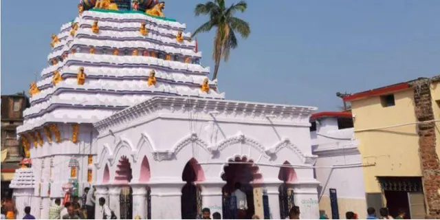 ଆଖଣ୍ଡଳମଣି ମନ୍ଦିରରେ ୪୮ କୋଟି ବ୍ୟୟରେ ଜାରି ଥିବା ରୂପାନ୍ତର କାର୍ଯ୍ୟର ସମୀକ୍ଷା କଲେ ୫ଟି ଅଧ୍ୟକ୍ଷ