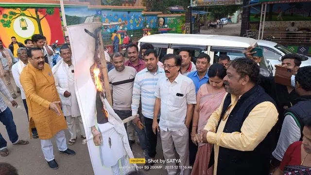 କଂଗ୍ରେସ ସାଂସଦ ଧୀରଜ ସାହୁର କୁଶପୁତ୍ତଳିକା ଦାହ କଲା ବିଜେପି