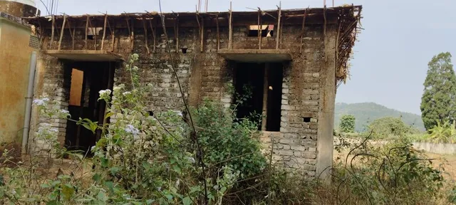 ଆଣ୍ଠେଇଛି ସରକାରୀ ବାସଗୃହ ନିର୍ମାଣ କାର୍ଯ୍ୟ: ୬ମାସର କାମ ୪ବର୍ଷରେ ସରୁନି