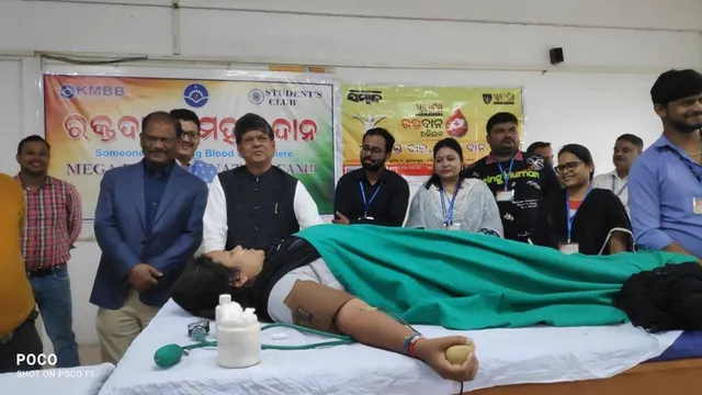 କେଏମ୍‌ବିବି-ସମ୍ବାଦ ଆମଓଡ଼ିଶା ରକ୍ତଦାନ ଶିବିର: ୧୦୫ ୟୁନିଟ୍‌ ରକ୍ତ ସଂଗ୍ରହ