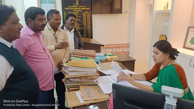 ଡମ୍ ସମାଜର ମୁଖ୍ୟମନ୍ତ୍ରୀଙ୍କୁ ଦାବି ପତ୍ର ପ୍ରଦାନ