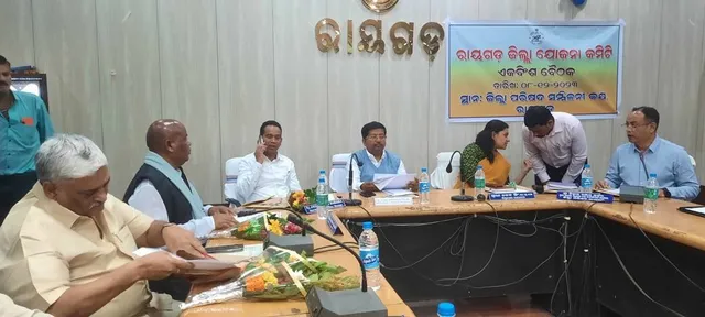 ଜିଲ୍ଲା ଯୋଜନା କମିଟି ବୈଠକରେ ବାତ୍ୟା ‘ମିଗଜୋମ୍‌’ ସଂପର୍କିତ କ୍ଷୟକ୍ଷତି ନେଇ ଆଲୋଚନା