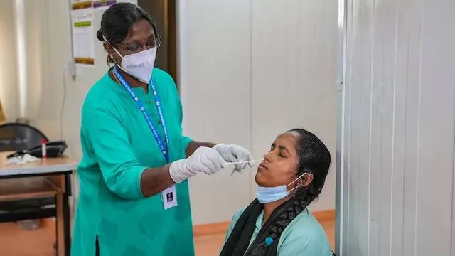 ଦେଶରେ ୩,୦୦୦ ନିକଟବର୍ତ୍ତୀ ହେଲା ସକ୍ରିୟ କୋଭିଡ୍‌ ସଂକ୍ରମଣ ସଂଖ୍ୟା; ବିହାରରୁ ବାହାରିଲେ ୨ଜଣ ‘ପଜିଟିଭ୍‌’