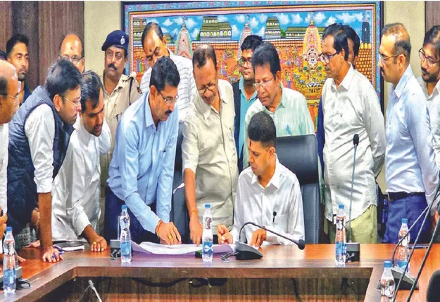 ସପ୍ତାହେ ଭିତରେ ବଫର, ଲ୍ୟାଣ୍ଡସ୍କେପିଂ ଜୋନ୍‌ କାମ ସାର: ୫-ଟି ଅଧ୍ୟକ୍ଷଙ୍କ ପରିକ୍ରମା ପ୍ରକଳ୍ପ ସମୀକ୍ଷା