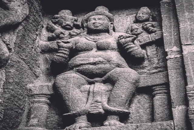 ମନ୍ଦିରମାନଙ୍କରେ ଅଲକ୍ଷ୍ମୀ ବି ପାଆନ୍ତି ପୂଜା ! ଜାଣନ୍ତୁ କାରଣ କ’ଣ