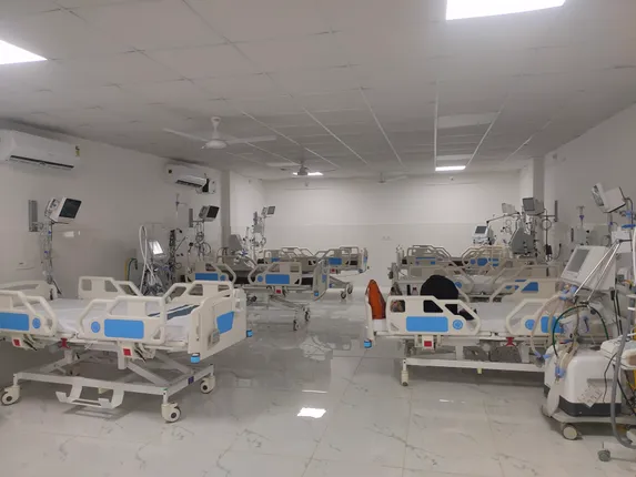 ଆଇସିୟୁ, ଓଟିରେ ଚୁଡ଼ି ଓ ମୁଦି ପିନ୍ଧିପାରିବେ ନାହିଁ ସ୍ବାସ୍ଥ୍ୟକର୍ମୀ: କେନ୍ଦ୍ର ସ୍ବାସ୍ଥ୍ୟ ମହାନିର୍ଦ୍ଦେଶକଙ୍କ କେନ୍ଦ୍ରୀୟ ଡାକ୍ତରଖାନାଙ୍କୁ ପତ୍ର