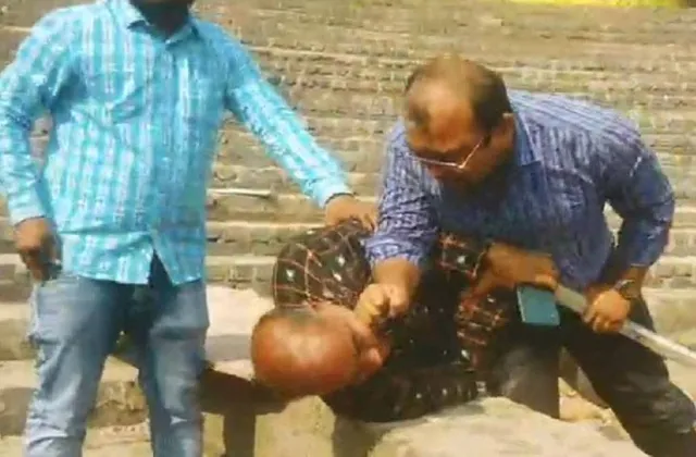 ଉନ୍ନୟନ କାର୍ଯ୍ୟକୁ ନେଇ ଏସ୍‌ଡିଓ-ସରପଞ୍ଚ ହାତାହାତି: ଧସ୍ତାଧସ୍ତିର ଭିଡିଓ ଭାଇରାଲ