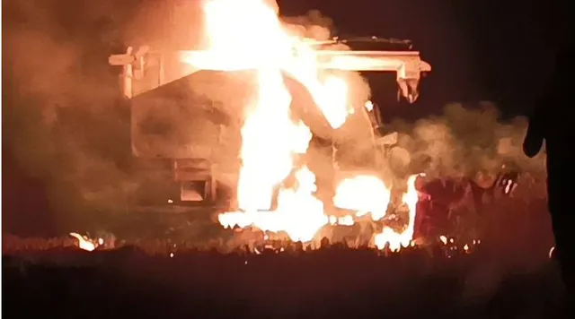 ଧାନକ୍ଷେତରେ ନିଆଁ, ପୋଡ଼ିଗଲା ଅମଳ ମେସିନ