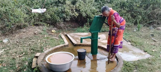 ବସୁଧା ଯୋଜନା କାହା ପାଇଁ? କଳିଙ୍ଗାର ନେଡିନାଜୁସାହି ବାସିନ୍ଦାଙ୍କ କାଦୁଅପାଣିରେ ମେଣ୍ଟୁଛି ଶୋଷ