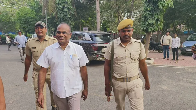 ହତ୍ୟା ମାମଲାରେ ବ୍ରହ୍ମପୁରର ବରିଷ୍ଠ ଡାକ୍ତର ହୃଷୀକେଶ ତ୍ରିପାଠୀଙ୍କୁ ଆଜୀବନ କାରାଦଣ୍ଡ