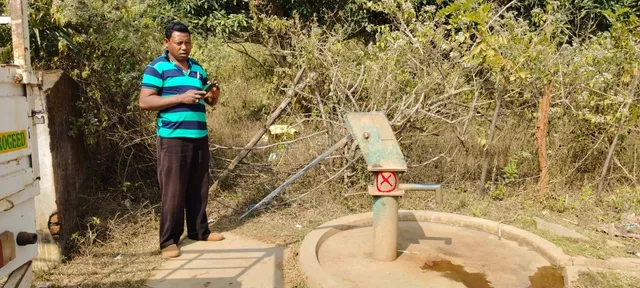 ପାନୀୟ ଉପଯୋଗୀ ନୁହେଁ ବୋଲି ନଳକୂପରେ ନାଲି ରଂଗ ଚିହ୍ନ ଦେଲେ, ଗଞ୍ଜୁଗୁଡ଼ା ଅଙ୍ଗନବାଡ଼ି କେନ୍ଦ୍ରକୁ ବିଶୁଦ୍ଧ ପାଣି ମିଳିବ କେବେ?