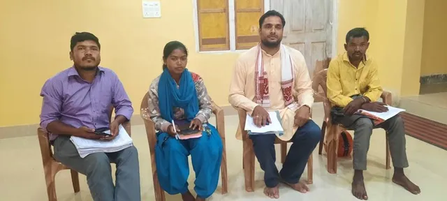 କାହ୍ନୁଗୁଡାବାସୀଙ୍କ ପାଇଁ ମୌଳିକ ସୁବିଧା ସାତସପନ: ୭୭ ବର୍ଷ ପରେ ବି ଗାଁକୁ ପହଞ୍ଚିଲା ନାହିଁ ଯୋଜନା