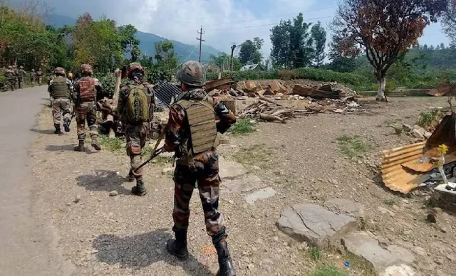 ଆସାମ ରାଇଫଲ୍‌ ଯବାନଙ୍କ ଗୁଳିମାଡ଼ରେ ୬ ସହକର୍ମୀ ଆହତ