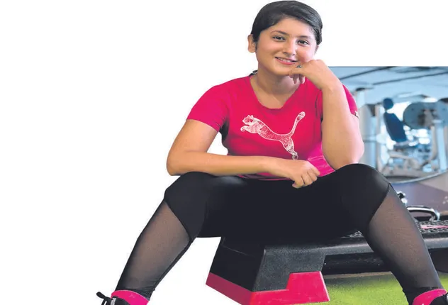 ଅଳ୍ପ ଖାଦ୍ୟ ଓ  ଅଧିକ ବ୍ୟାୟାମ  ଶରୀରକୁ ସୁସ୍ଥ ରଖେ