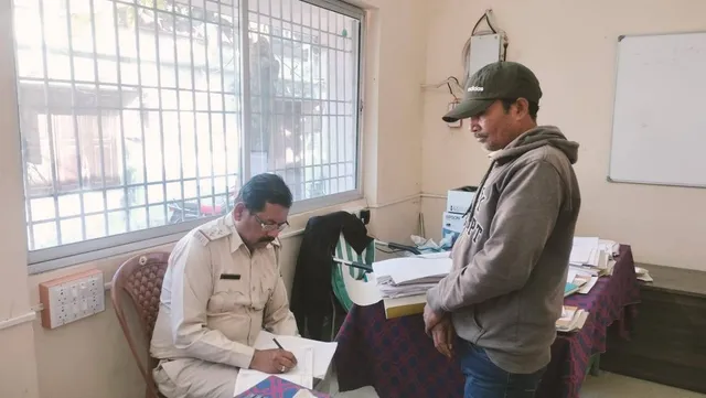 ମେଡିକାଲ କଲେଜ ଚାକିରି ନାଁରେ ଠକେଇ ମାମଲା: ୯ ମାସ ପରେ ମୁଖ୍ୟ ଅଭିଯୁକ୍ତ ଶିକ୍ଷକ ବସନ୍ତ ଗିରଫ