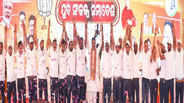 ରାଜ୍ୟ ସରକାରଙ୍କୁ ତୀବ୍ର ସମାଲୋଚନା କଲେ ଧର୍ମେନ୍ଦ୍ର: କୁଳମଣି, ଦିବ୍ୟସିଂହଙ୍କ ହତ୍ୟାକାରୀ‌ ନିର୍ଭୟରେ ବୁଲୁଛନ୍ତି