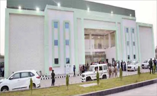 ୧୨୦ କୋଟିର କ୍ରୀଡ଼ା ପ୍ରକଳ୍ପ ଆରମ୍ଭ: ବିଜୁ ପଟ୍ଟନାୟକ ଇନ୍‌ଡୋର୍‌ ଷ୍ଟାଡିୟମ୍‌ ଉଦ୍‌ଘାଟନ କଲେ ମୁଖ୍ୟମନ୍ତ୍ରୀ