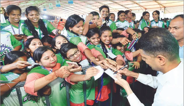 ନୂଆ-ଓ କାର୍ଯ୍ୟକ୍ରମରେ ଛାତ୍ରଛାତ୍ରୀଙ୍କୁ ପାଣ୍ଡିଆନଙ୍କ ପରାମର୍ଶ: ସଫଳତା ପାଇଁ କଠିନ ପରିଶ୍ରମ ଓ ଆତ୍ମବିଶ୍ବାସ ଦରକାର