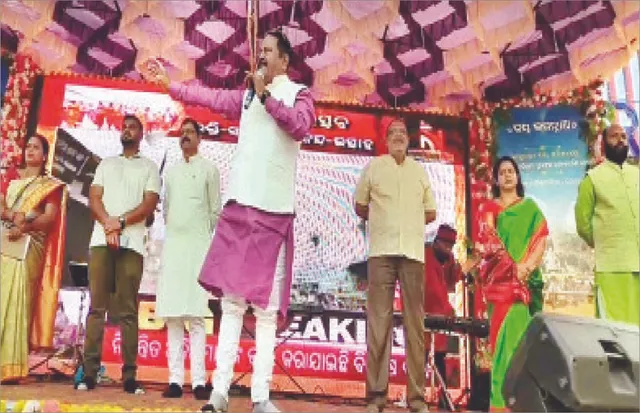 ଉଠିଲା ଓଷ-ମାଉଁସ-ପାଉଁଶ ପ୍ରସଙ୍ଗ: ମଞ୍ଚରେ ରବି-ତାରା ମୁହାଁମୁହିଁ