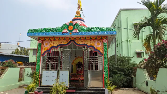 କୋରାପୁଟ ଡିଏଚ୍‌ଏଚ୍‌ର ଗଣେଶ, ଗୋଲାପକୁ ନେଇ ଚର୍ଚ୍ଚା