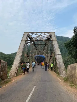 ଚୁକ୍ତିନାମାକୁ ବିତିଲା ବର୍ଷେ, ଡିଜାଇନରେ ଅଟକିଛି ପାତ୍ରପୁଟ ବ୍ରିଜ୍ ନିର୍ମାଣ :ପୁରୁଣା ବ୍ରିଜର ସୁରକ୍ଷା କରିବ କିଏ ?