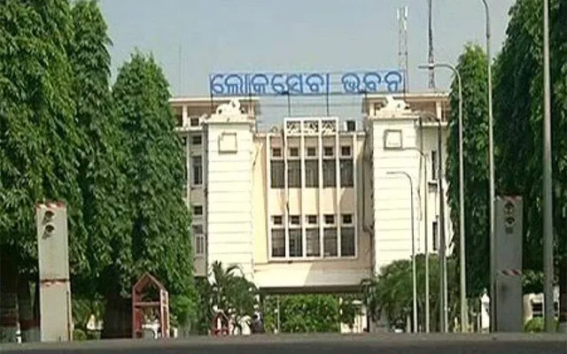 ମୁଖ୍ୟସଚିବଙ୍କ ନିର୍ଦ୍ଦେଶକୁ ବି ଟାଳିଦେଲେ: ମୌଳିକ ସୁବିଧା ସୁଯୋଗରୁ ବଞ୍ଚିତ ଉପକଣ୍ଠବାସୀ