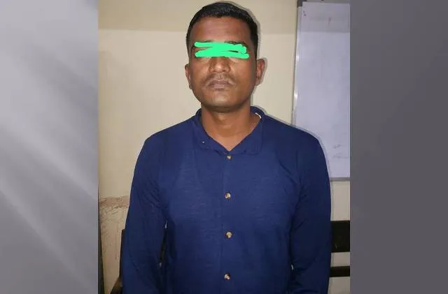 ମହିଳା କନେଷ୍ଟବଳଙ୍କୁ ସାଢ଼େ ୩ଲକ୍ଷ ଟଙ୍କା ଠକିଲେ ପୁଲିସ ବାବୁ! ଥାନାରେ ଅଭିଯୋଗ